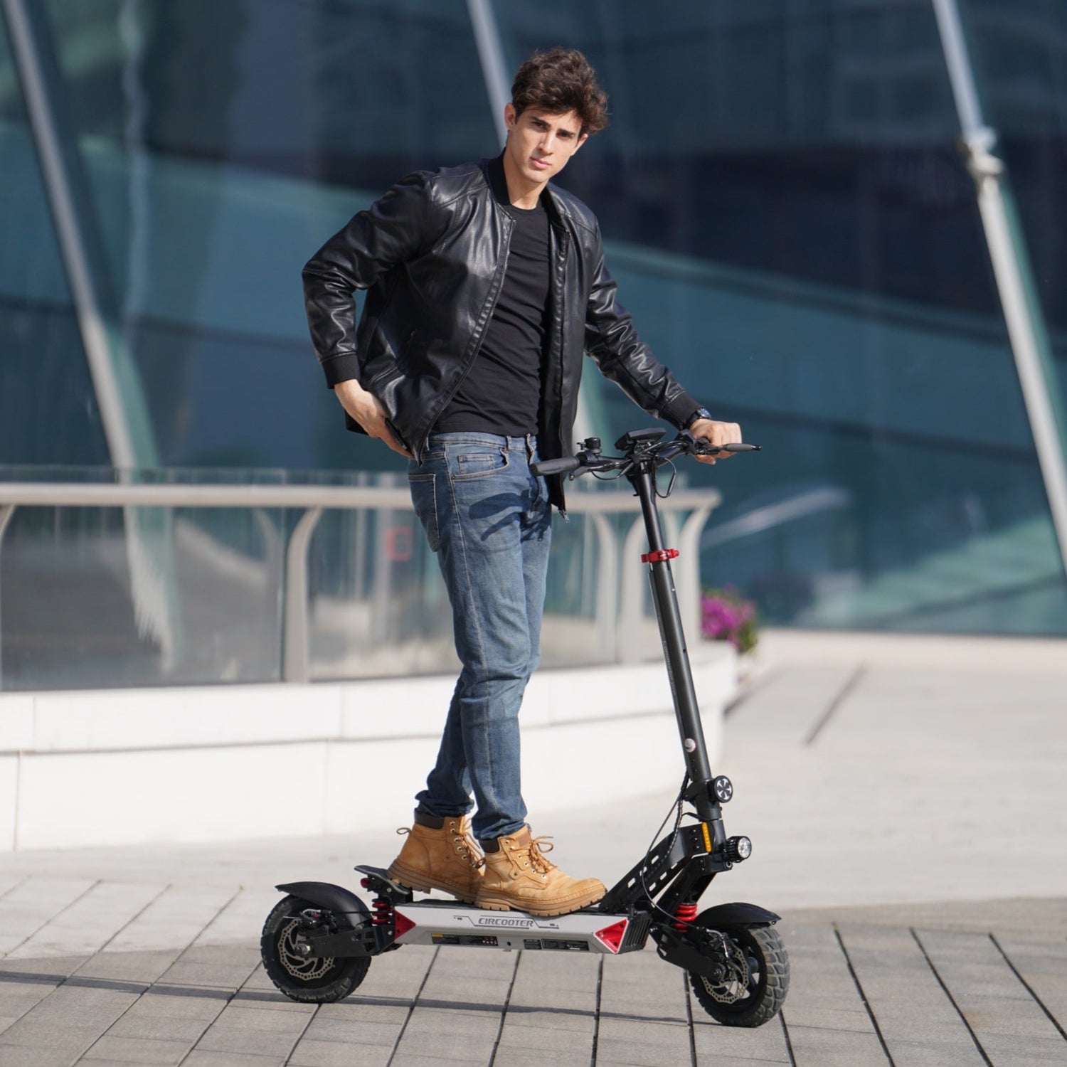 Heavy Duty Electric Scooter for Adults: A Better Fit